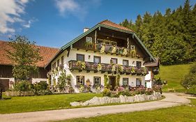 Wohlfühlbauernhof Bambichlhof